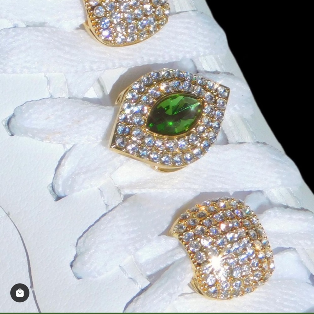 Pavé Gold Emerald Evil Eye Shoe Jewelry
Shoe Jewelry Set of 2